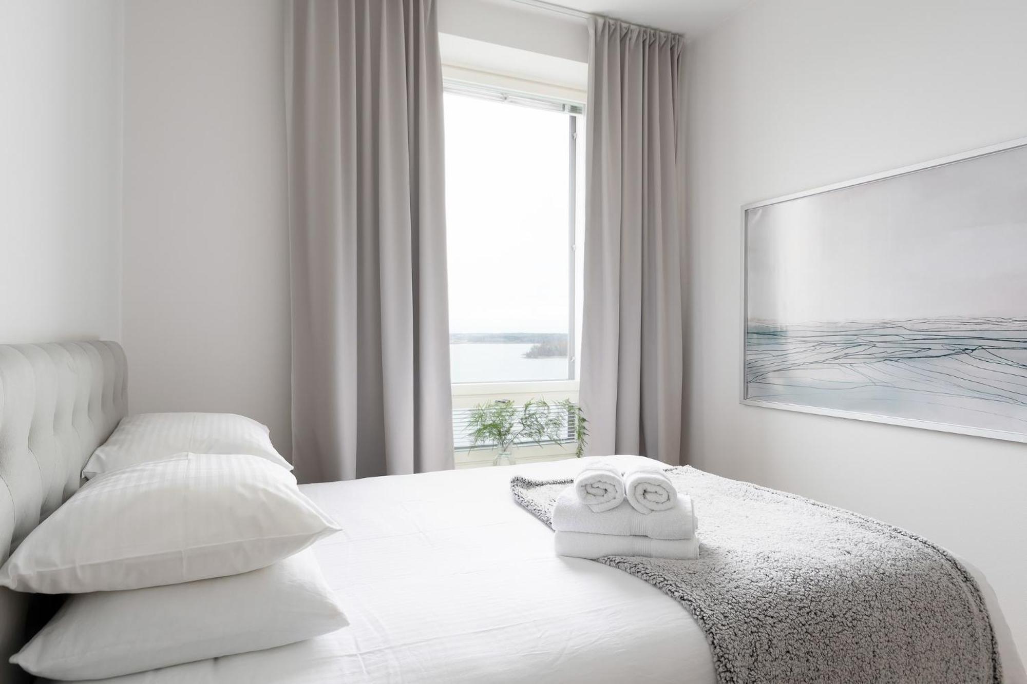 Luxury Penthouse With Stunning Sea Views & Private Sauna เฮลซิงกิ ภายนอก รูปภาพ