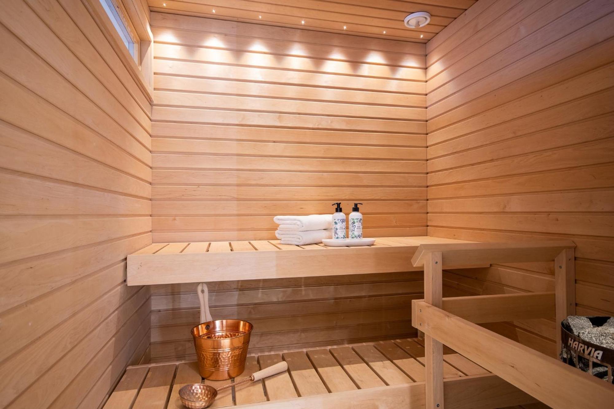 Luxury Penthouse With Stunning Sea Views & Private Sauna เฮลซิงกิ ภายนอก รูปภาพ